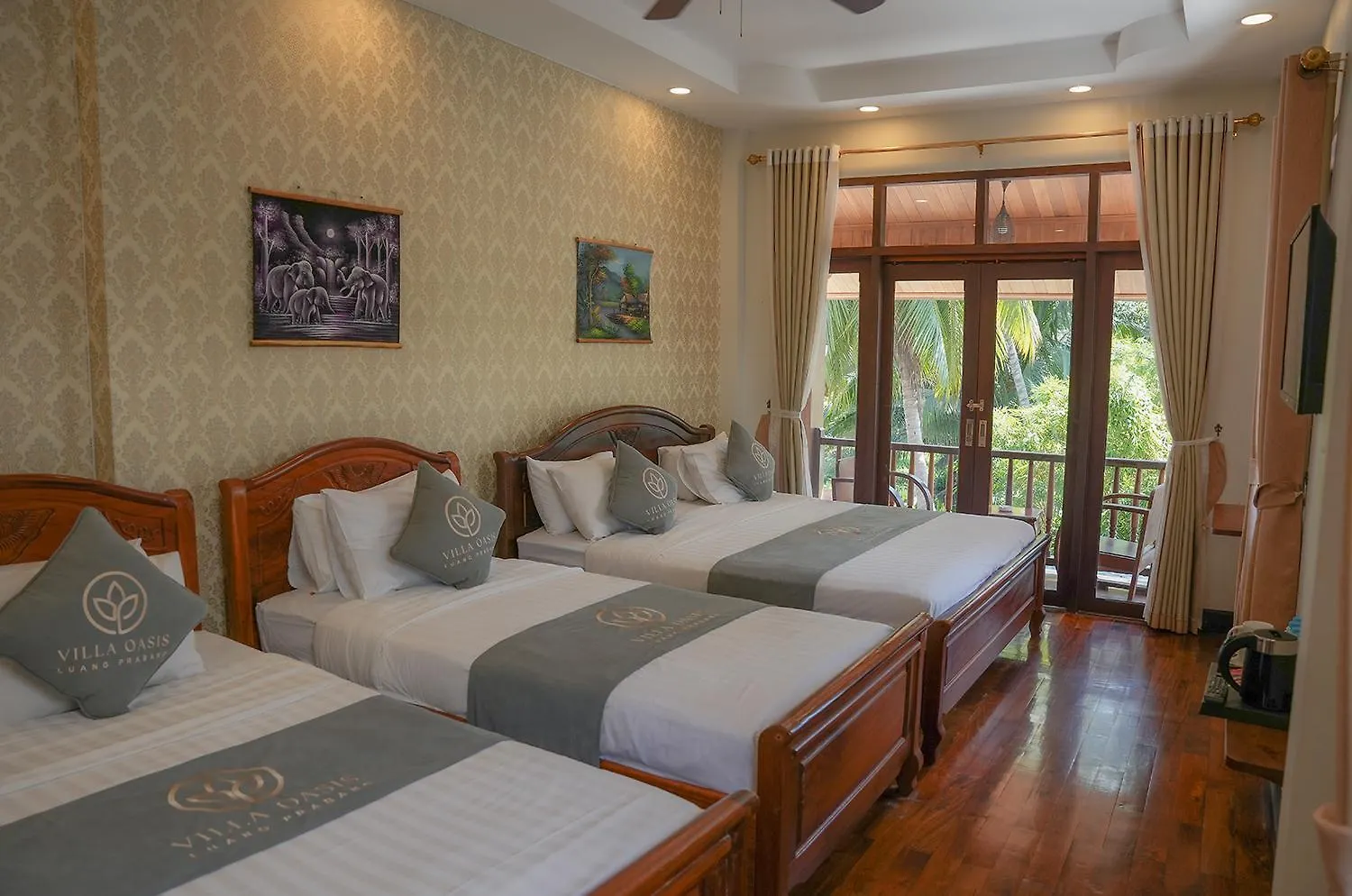 Luang Prabang Villa Oasis 3*, Luang Prabang